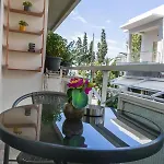 شقة Couples Retreat, Fully Equipped Studio/ Beach