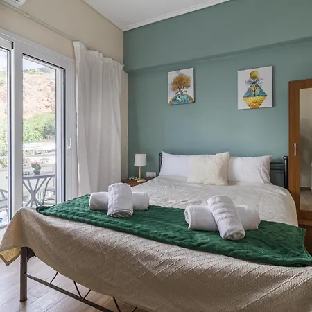 Couples Retreat, Fully Equipped Studio/ Beach Apartmán