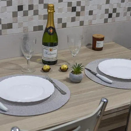 Couples Retreat, Fully Equipped Studio/ Beach