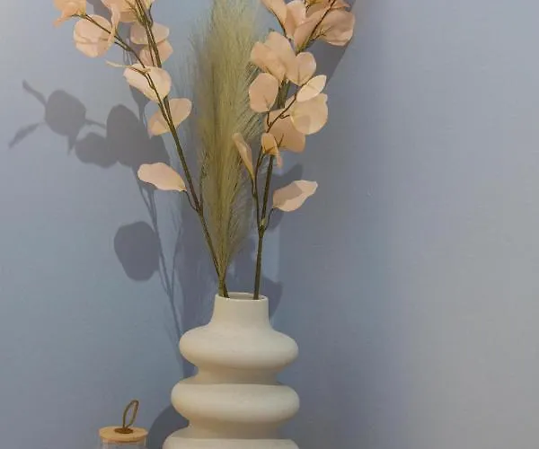 Couples Retreat, Fully Equipped Studio/ Beach * Лоутраки