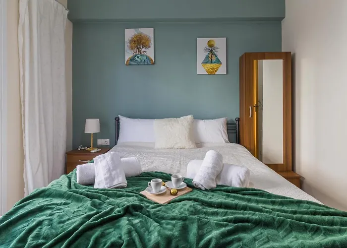 Couples Retreat, Fully Equipped Studio/ Beach Апартаменты *