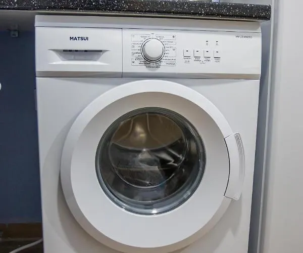 Couples Retreat, Fully Equipped Studio/ Beach アパート ルートラキ